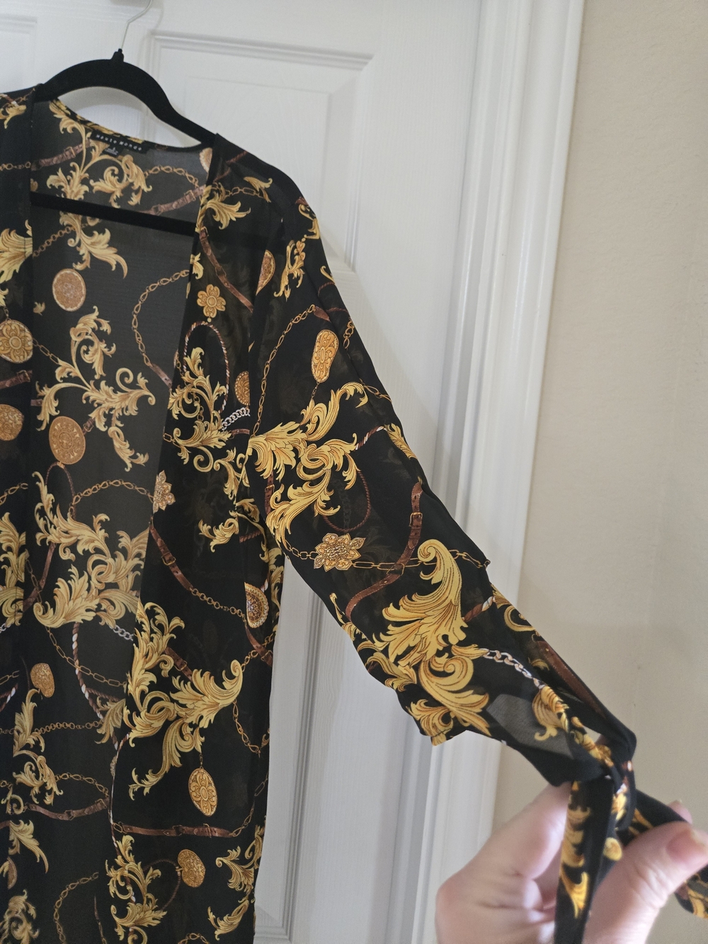Black & Gold Baroque Print Kimono Blouse with Rust Border - Picture 3 of 7